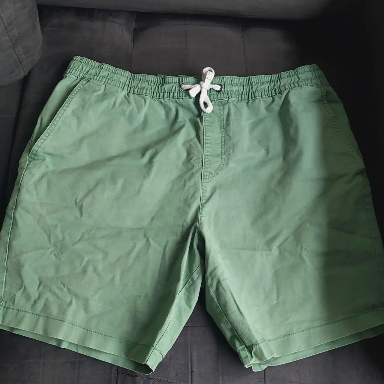 Bermuda Masculina de Sarja com elastano