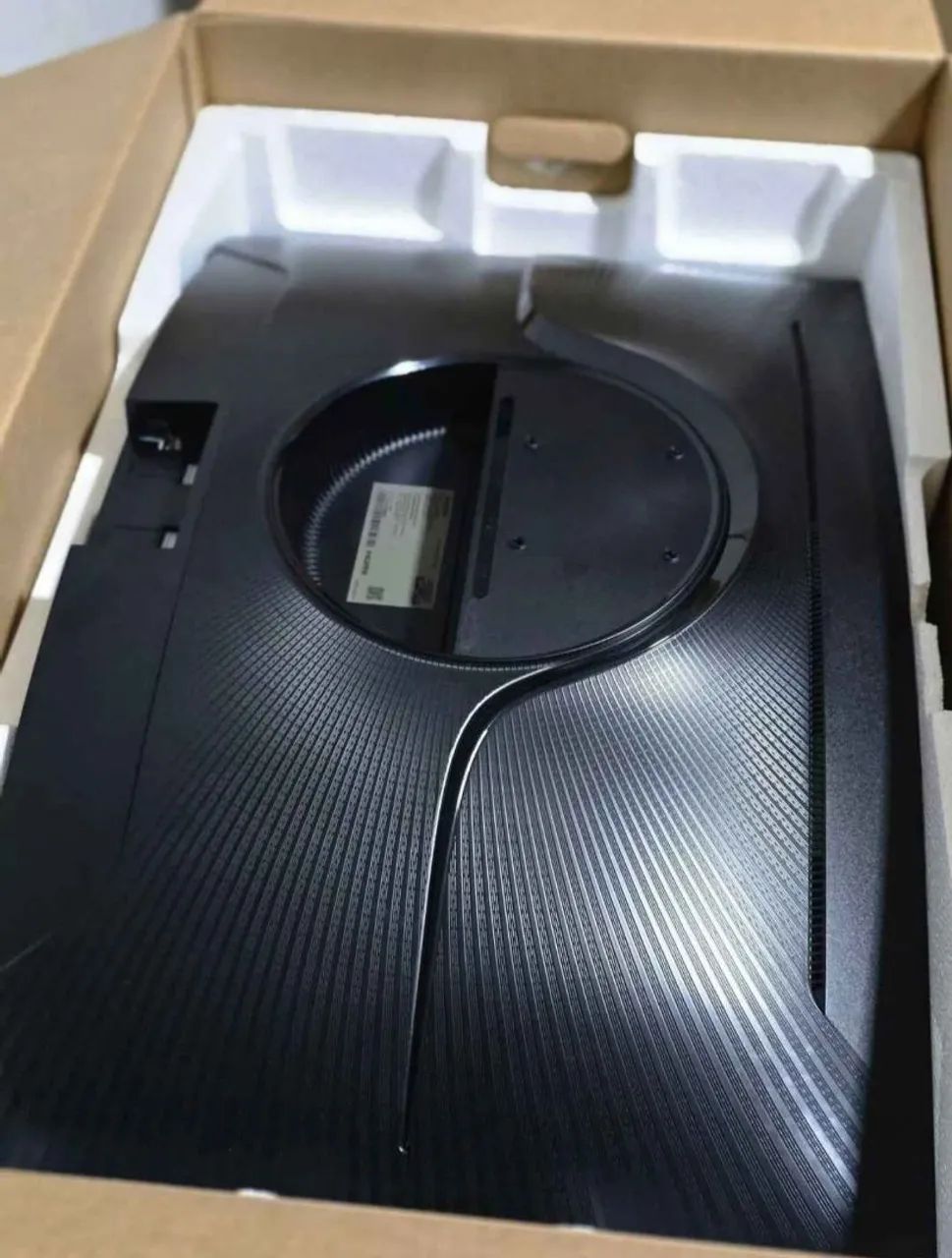 Monitor samsung odyssey 32 polegadas curvo - Foto 4