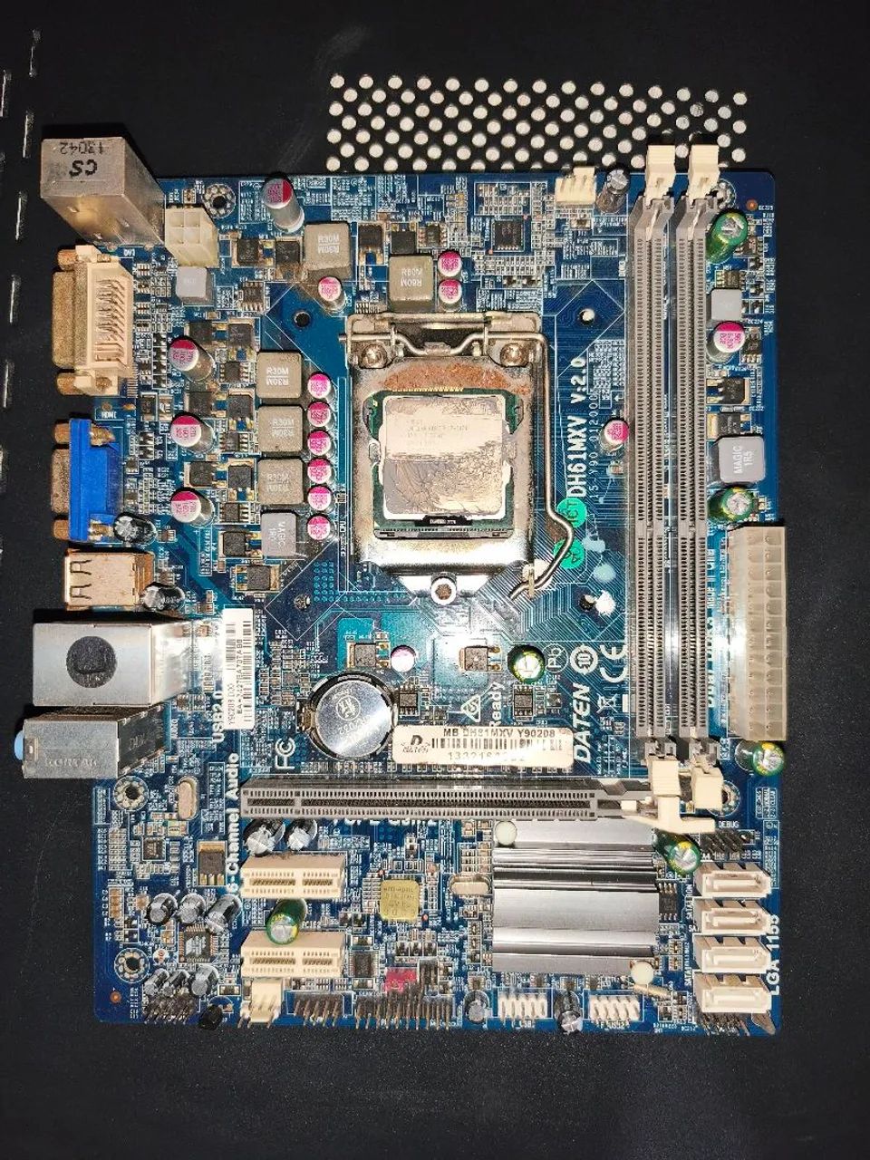 Placa mãe daten.. acompanha um i3 2120