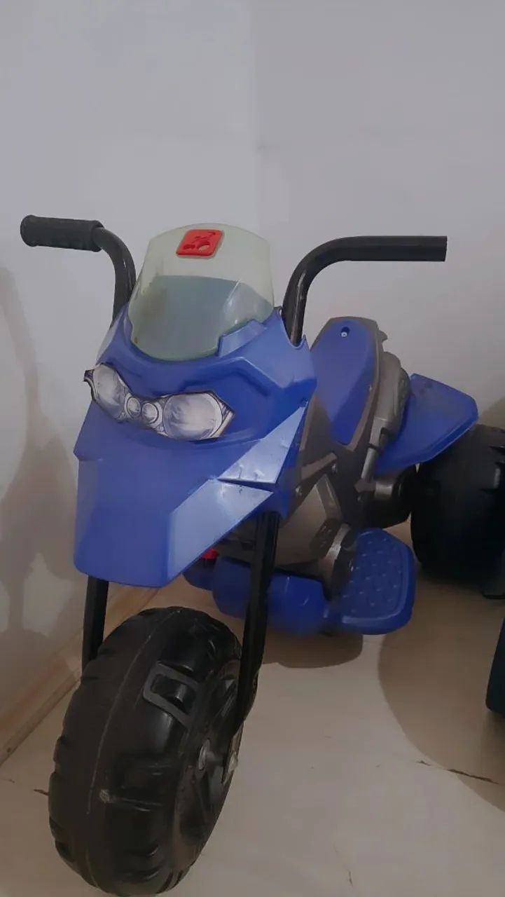 Moto elétrica infantil 