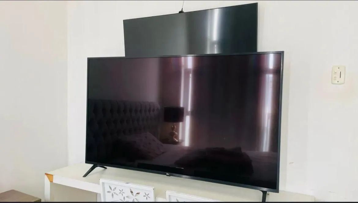 Tv LG 65 - Foto 2