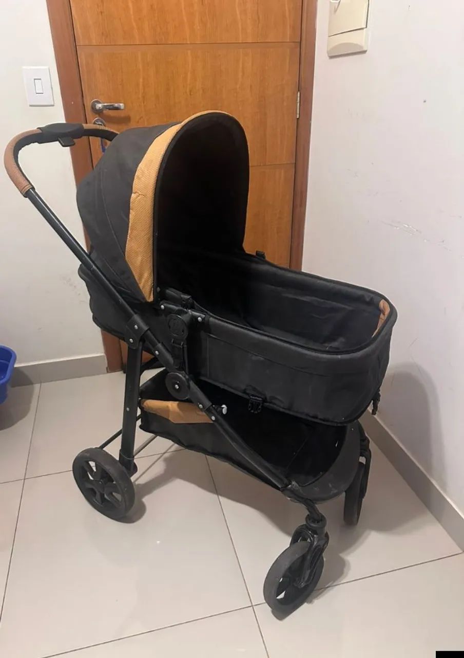 Carrinho de bebê com bebê conforto  - Foto 3