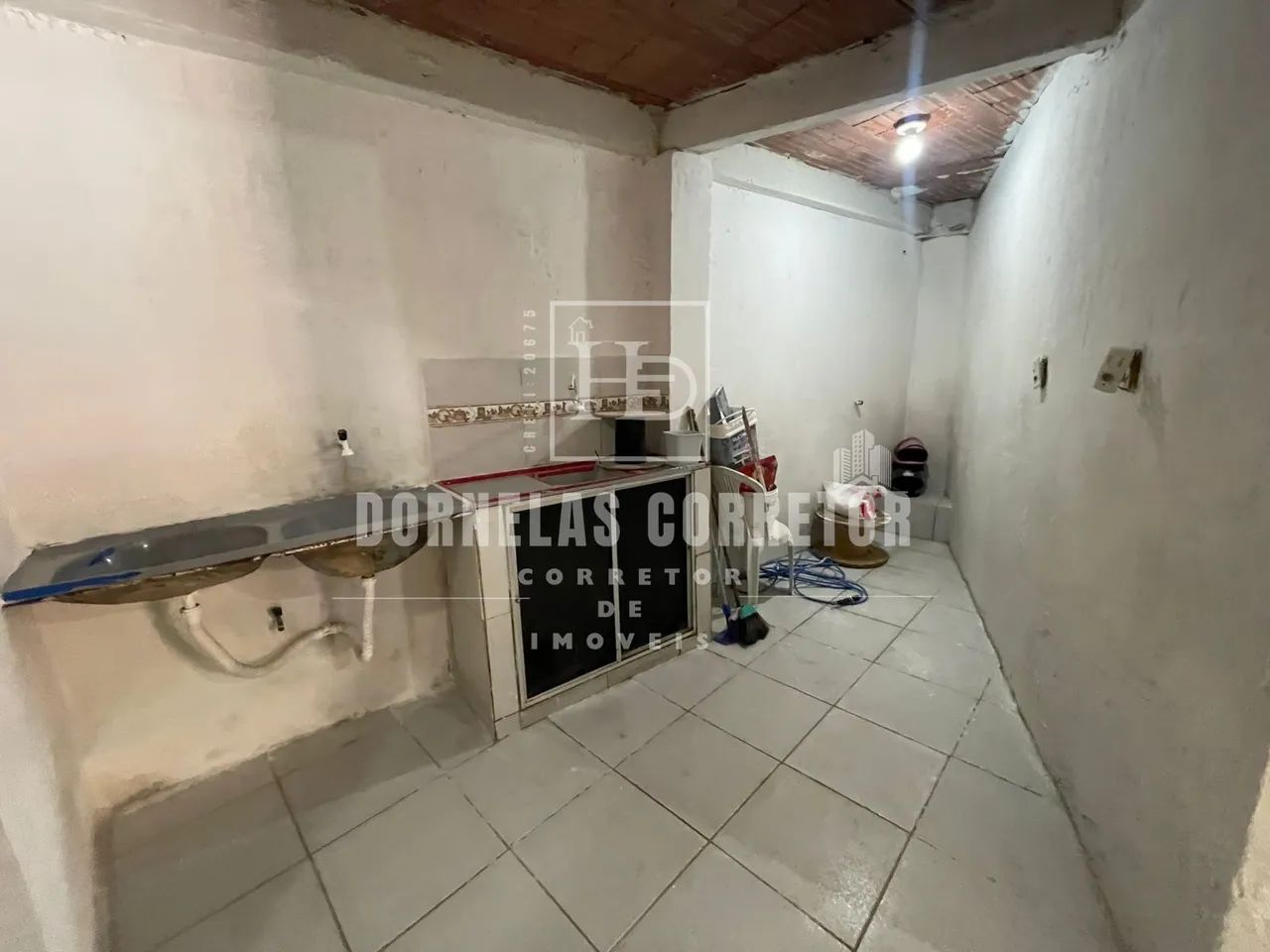 Kitnets de Esquina com Ótima Visibilidade e Fácil Acesso - Foto 4