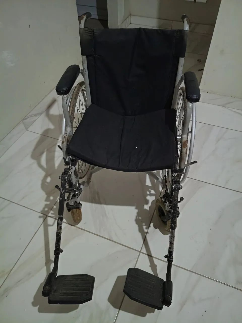Cadeira de rodas  - Foto 4