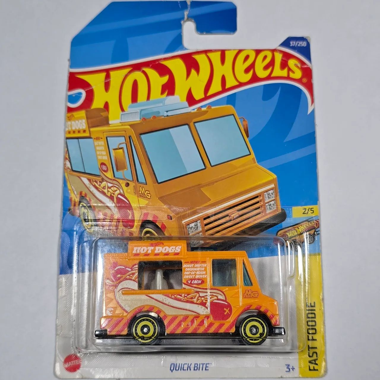 4 Hot Wheels T-HUNT - Chevy Freetline, Quick Bite, Ford Transit, Ford Mustang Mach-E - Foto 3