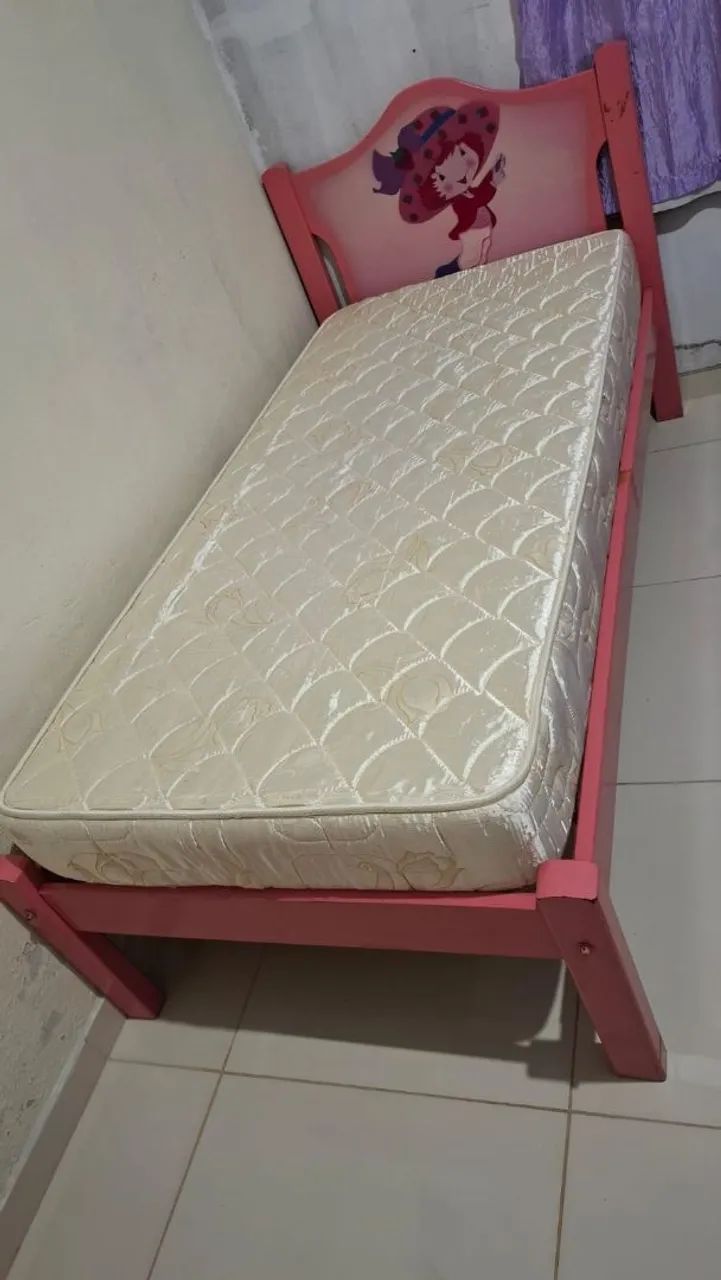 CAMA INFANTIL DE MADEIRA C/ COLCHÃO  - Foto 2