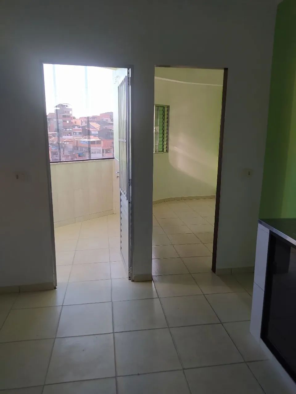 Casa de 2 cômodos água e luz incluso  - Foto 5