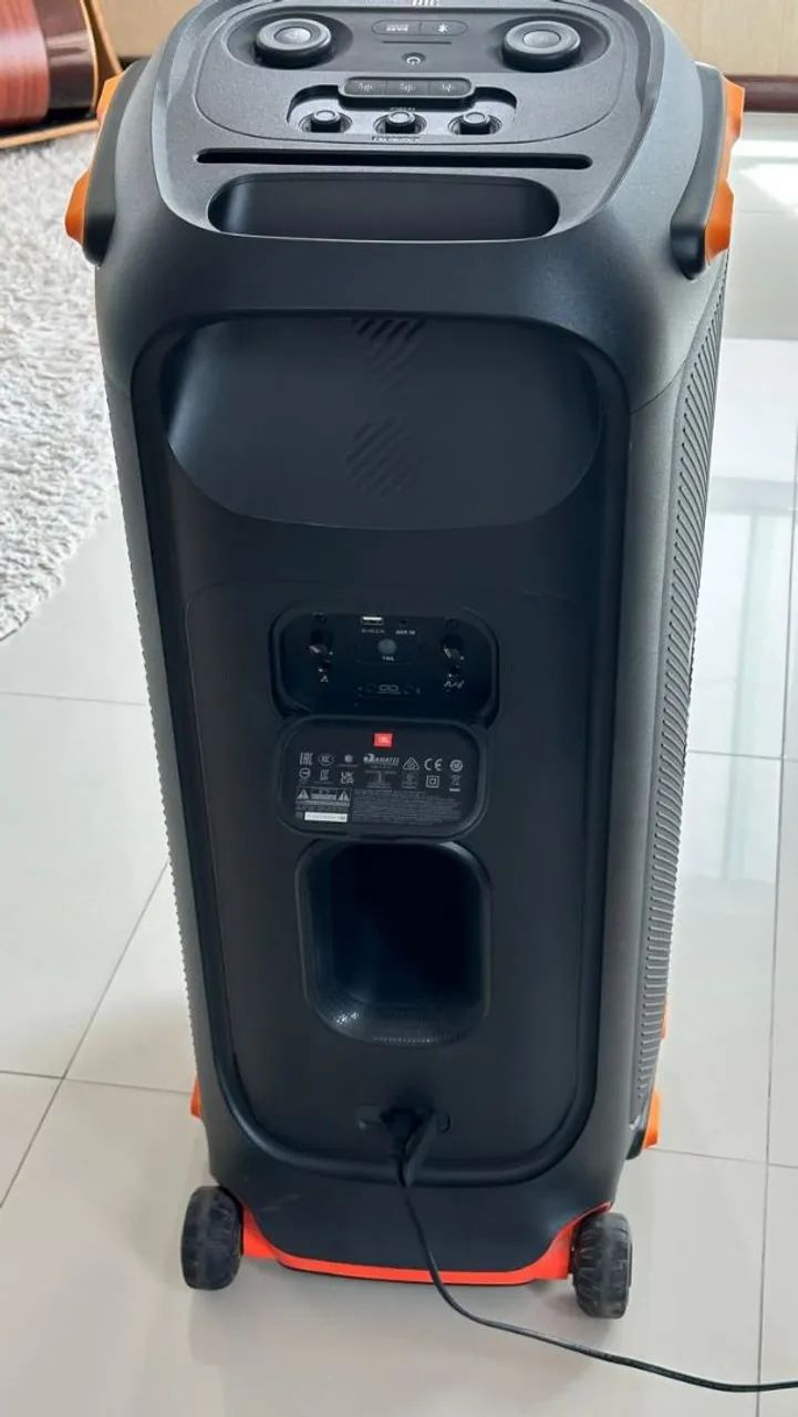 Caixa JBL PARTYBOX 710 800W 