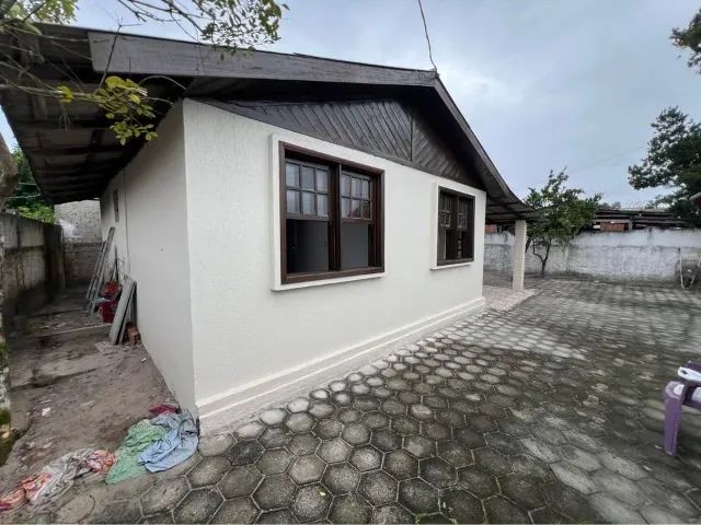 Vendo Casa em Caratoira