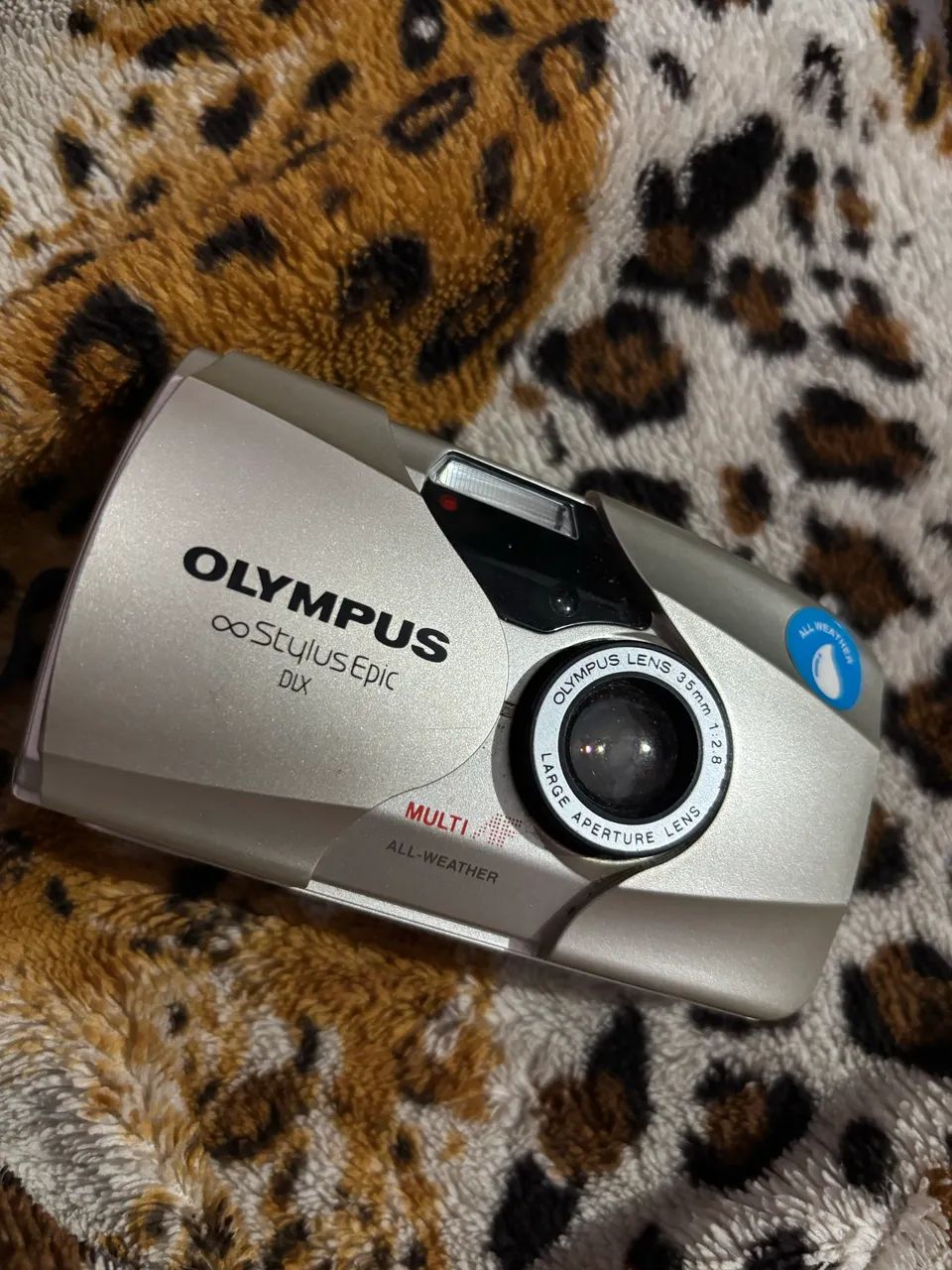 Câmera Olympus Stylus EPIC DLX