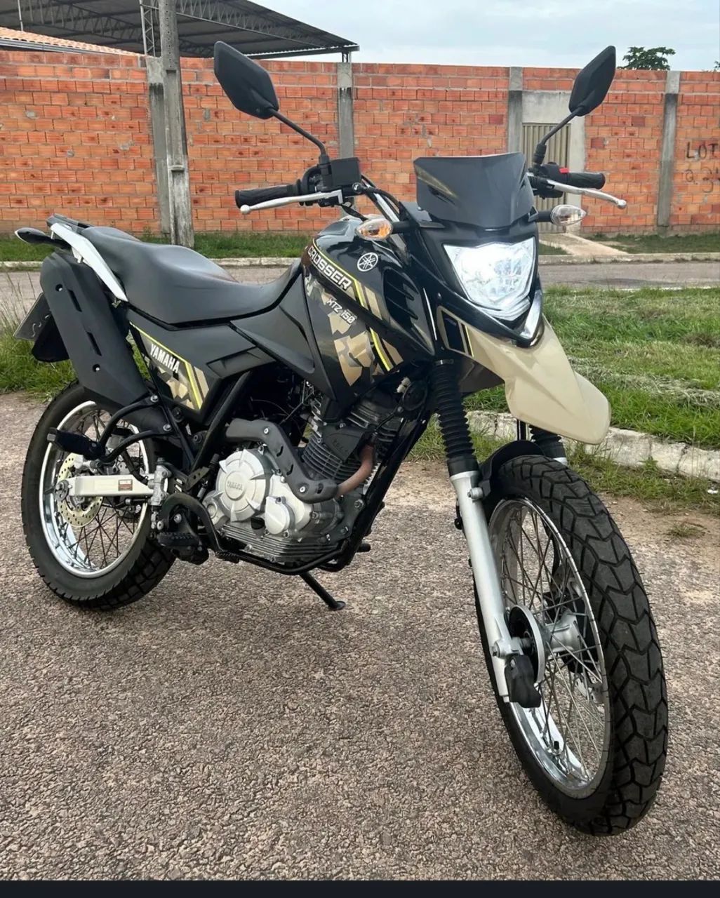 YAHAMA CROSSER Z 150 cc