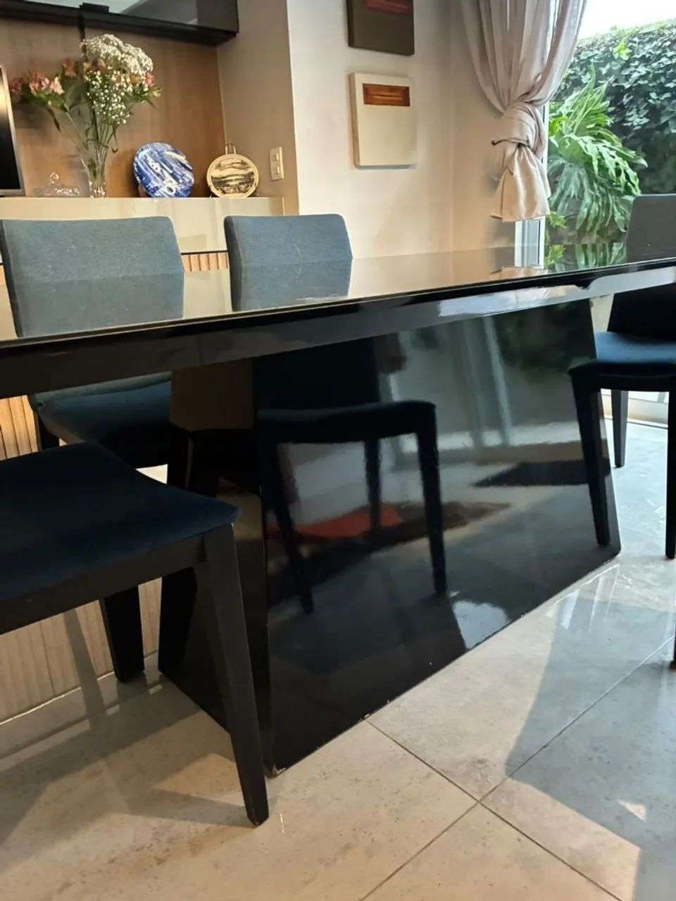 Conjunto de mesa com 6 cadeiras  - Foto 2