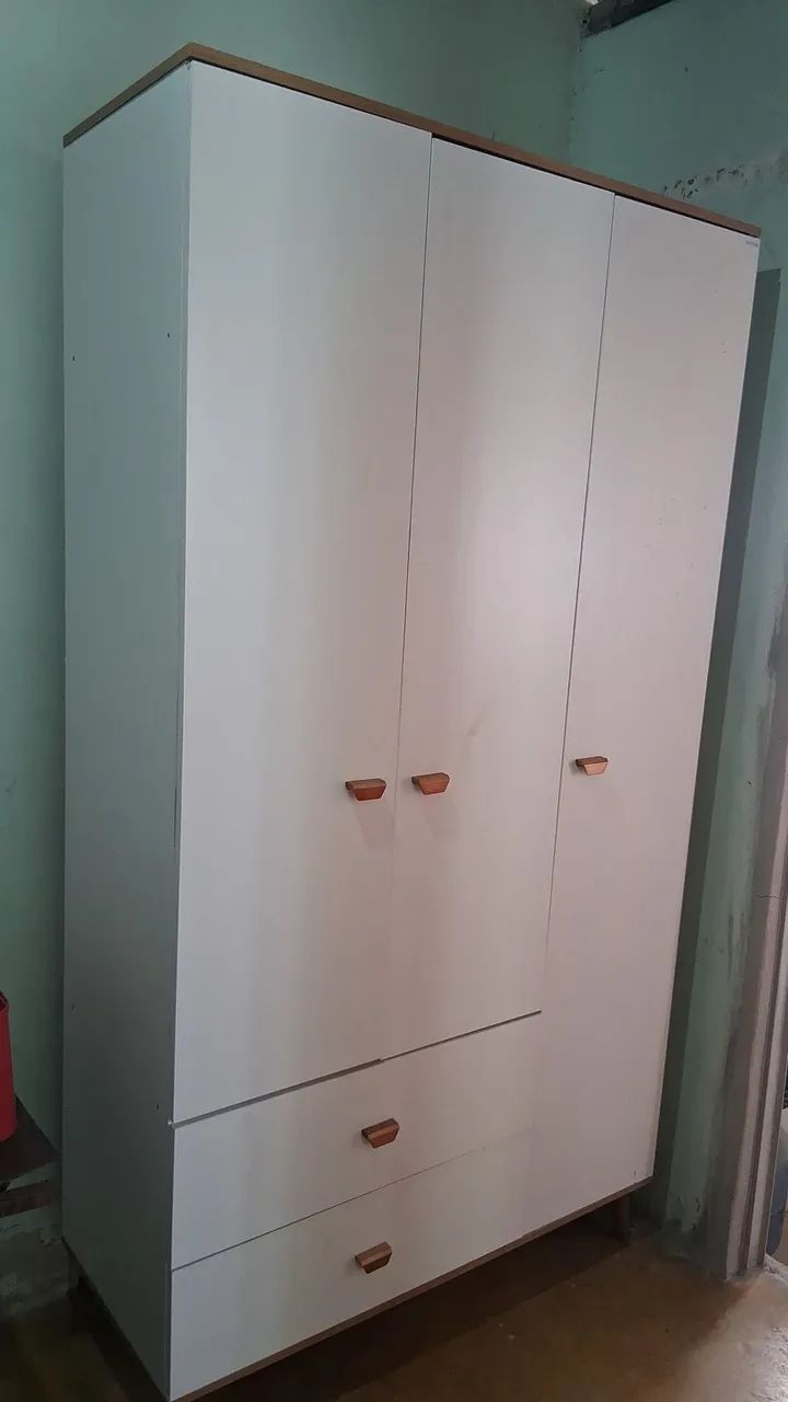 Guarda roupa infantil 