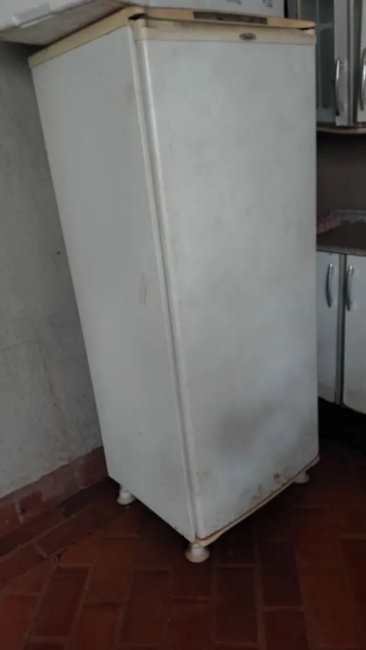 Vendo freezer vertical - Consul