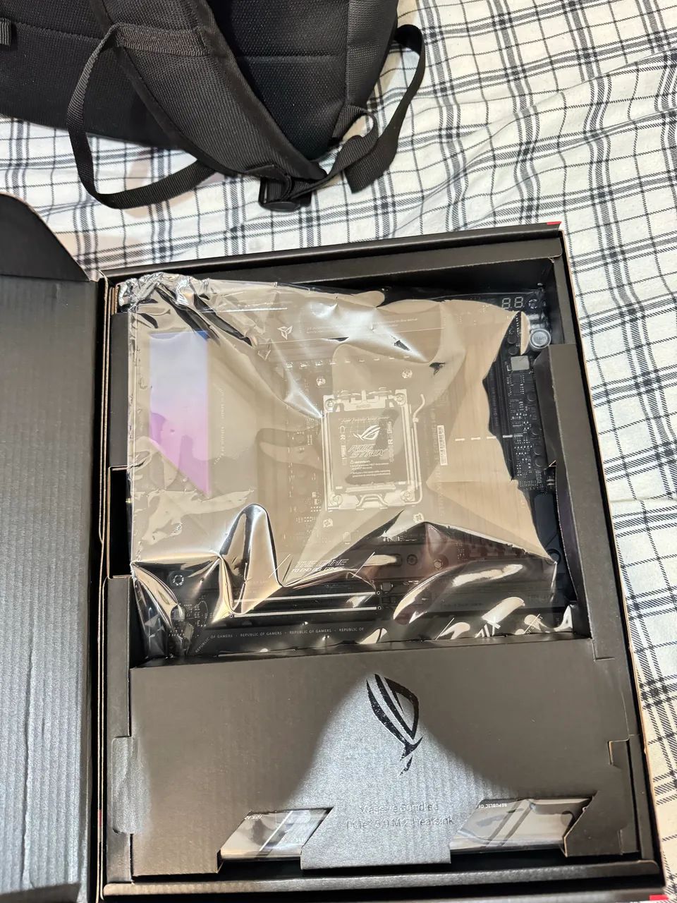 Placa mãe Rog Strix x670E-E - Foto 4