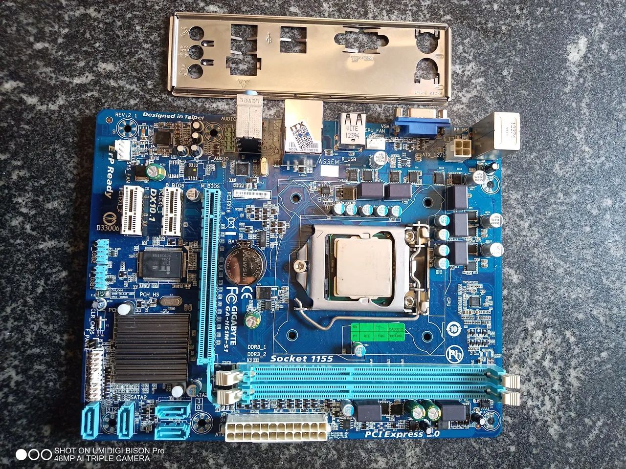 Placa mãe H61M-S1 lga1155 / processador i7 2600