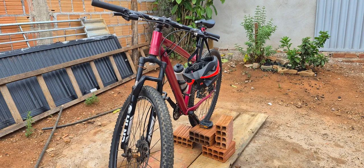 Vendo essa bicicleta aro 29 - Foto 3