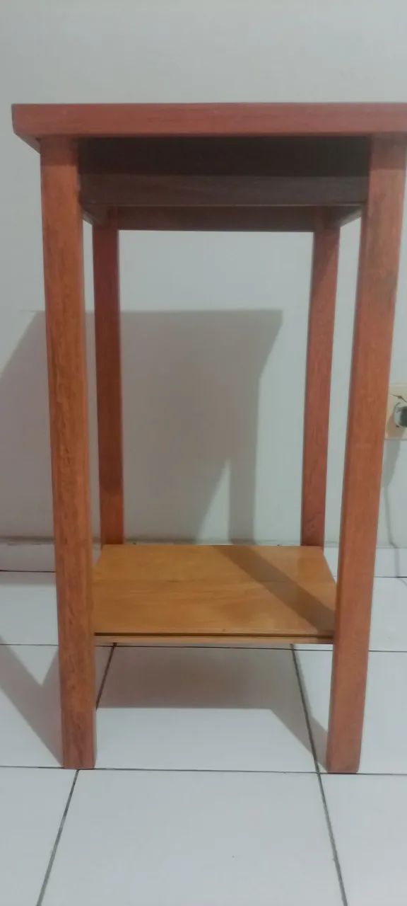 Mesa de canto em madeira de lei  - Foto 3