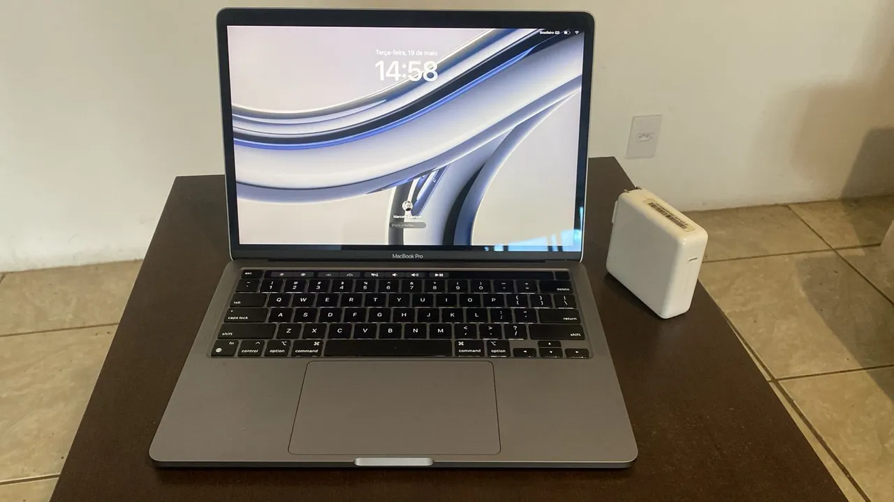 Macbook Pro 2019 32GB / i9 / 512GB SSD 16 Pol - Notebooks - Tambiá