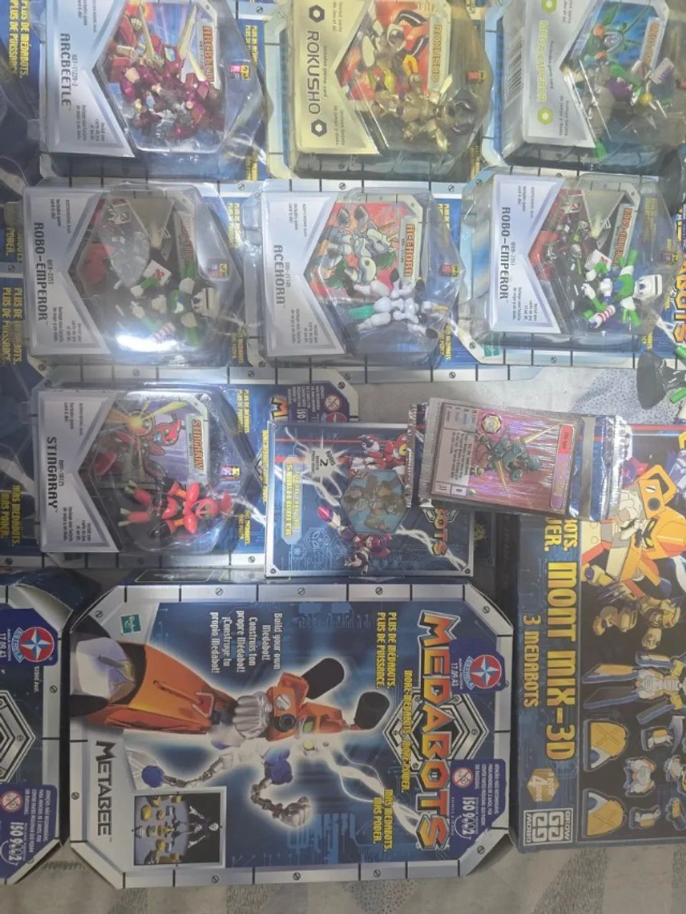 Coleção Medabots - leia o anúncio - Foto 2