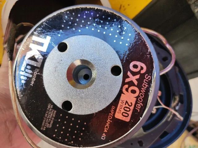 Médio grave 69 Bomber 200w RMS cada - Foto 2
