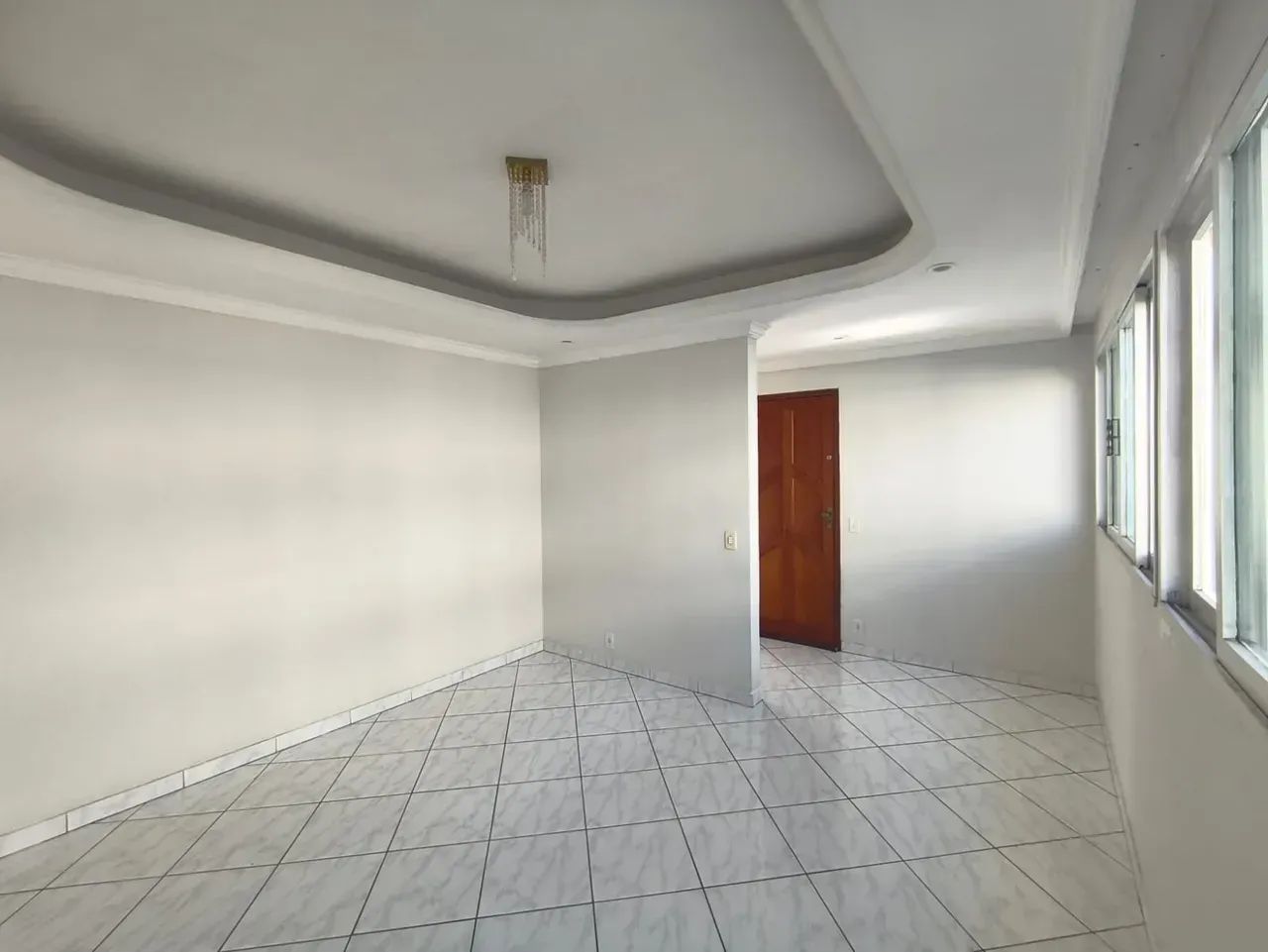 Imóvel para aluguel com 80 metros quadrados com 3 quartos