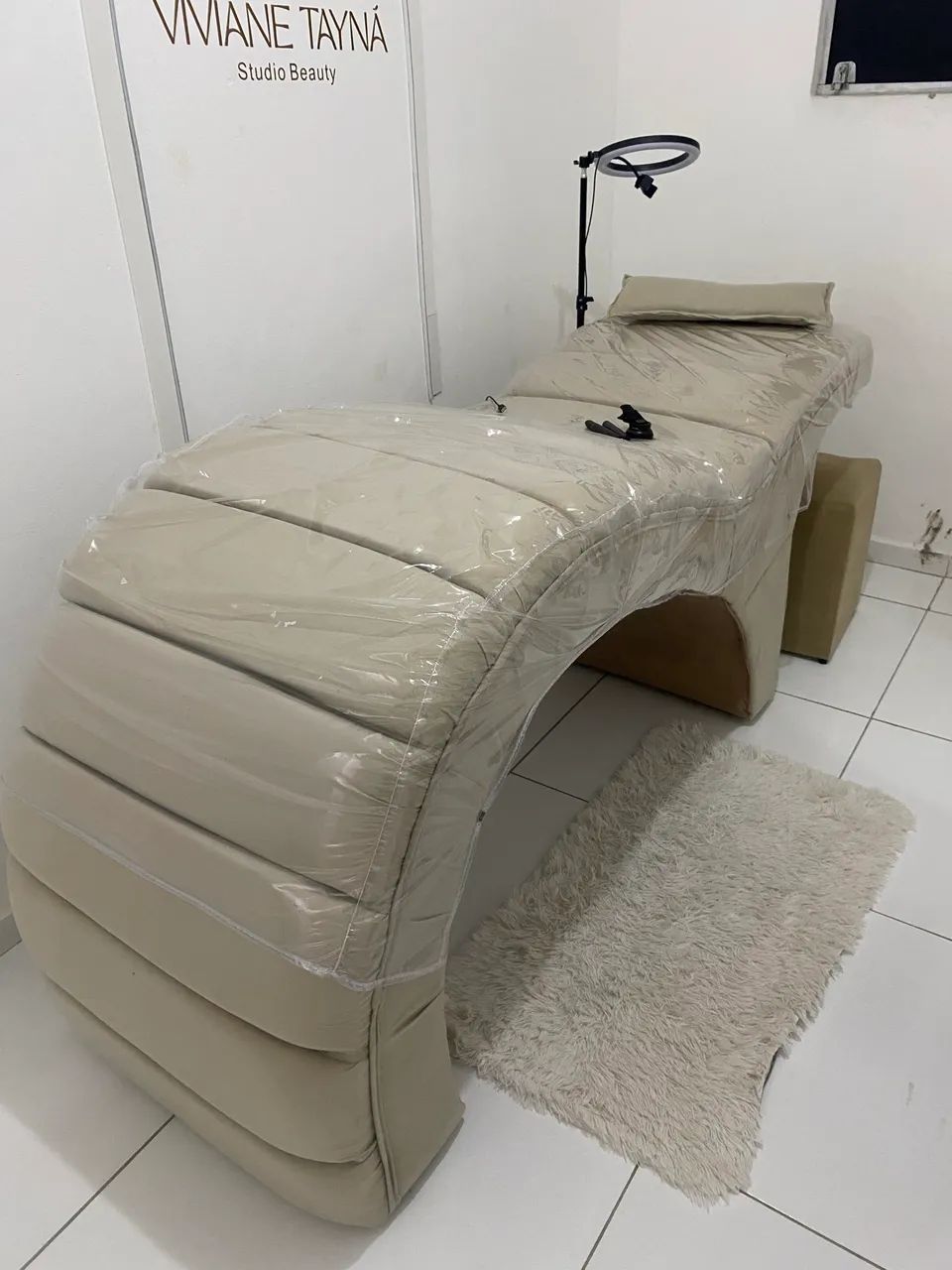 Luxury Stretcher463757487144314880