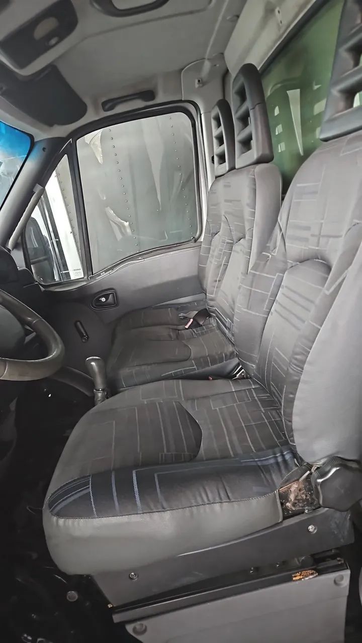 Iveco 35s14 2011  - Foto 4