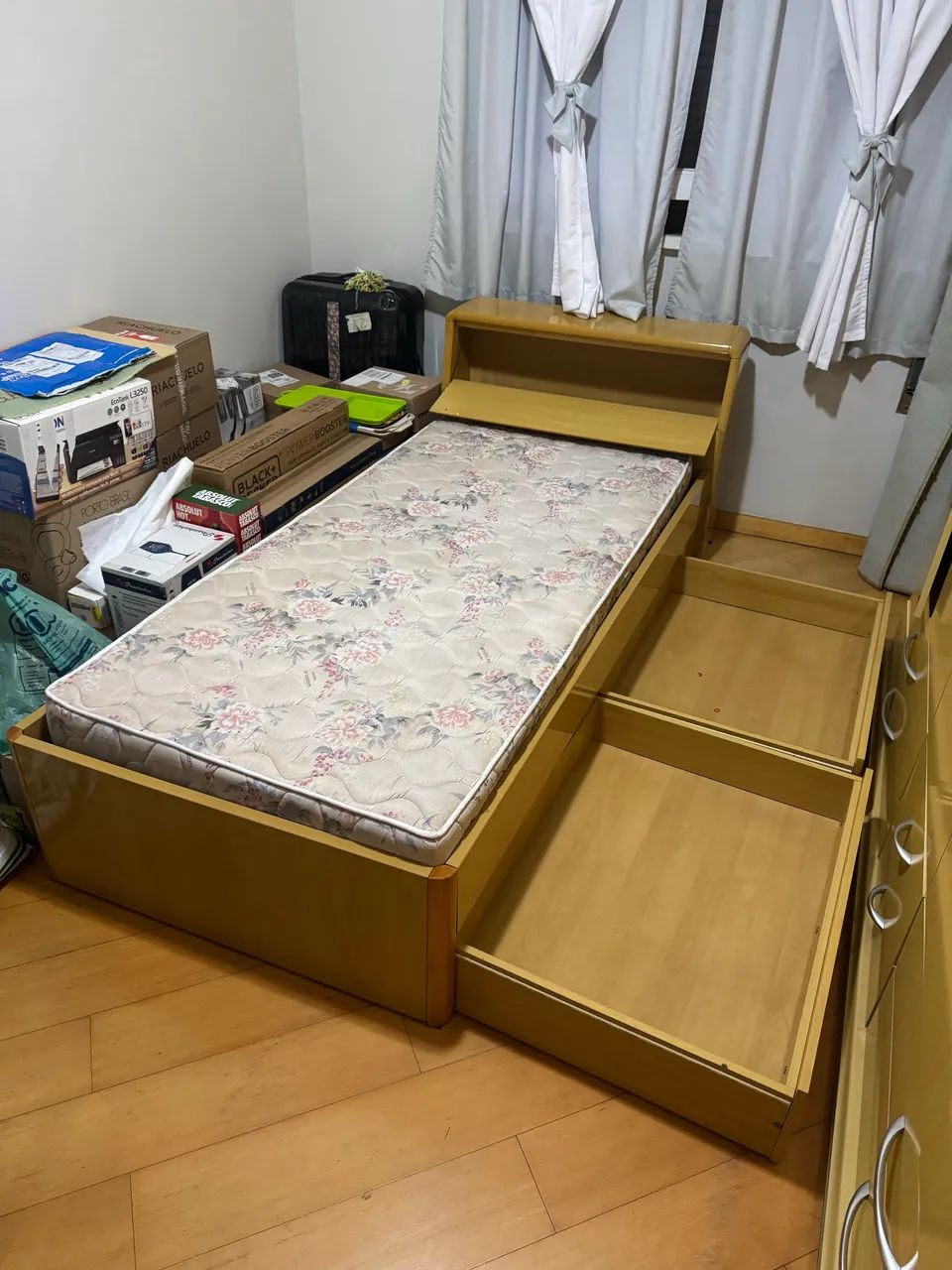 Cama de solteiro com colchão usado - Foto 2