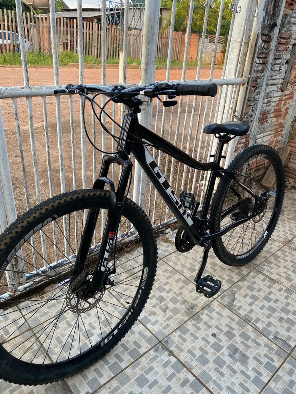Bicicleta GTSM1 Aro 29 - 21 Marchas - Revisada