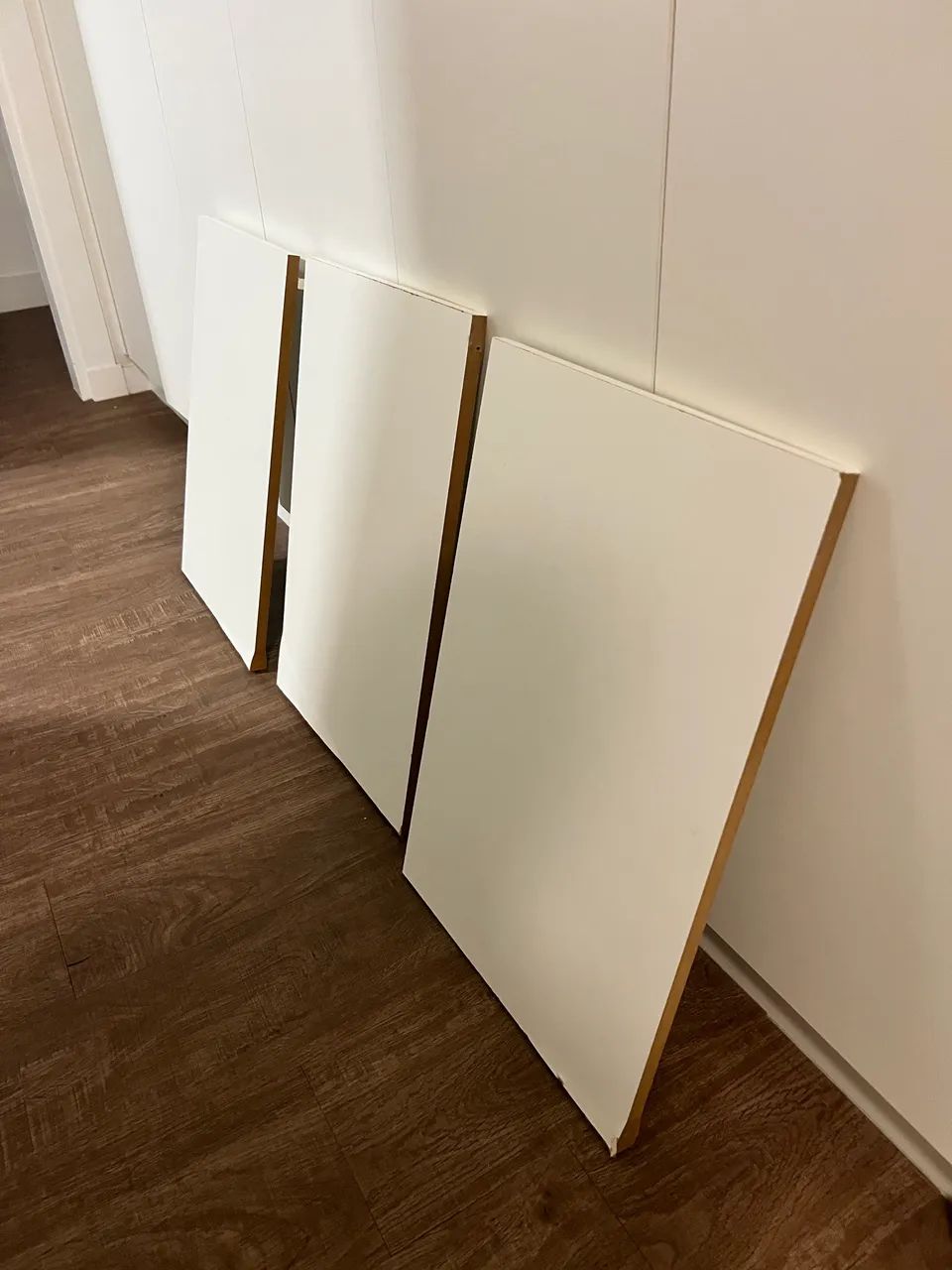 06 (seis) Prateleiras MDF brancas