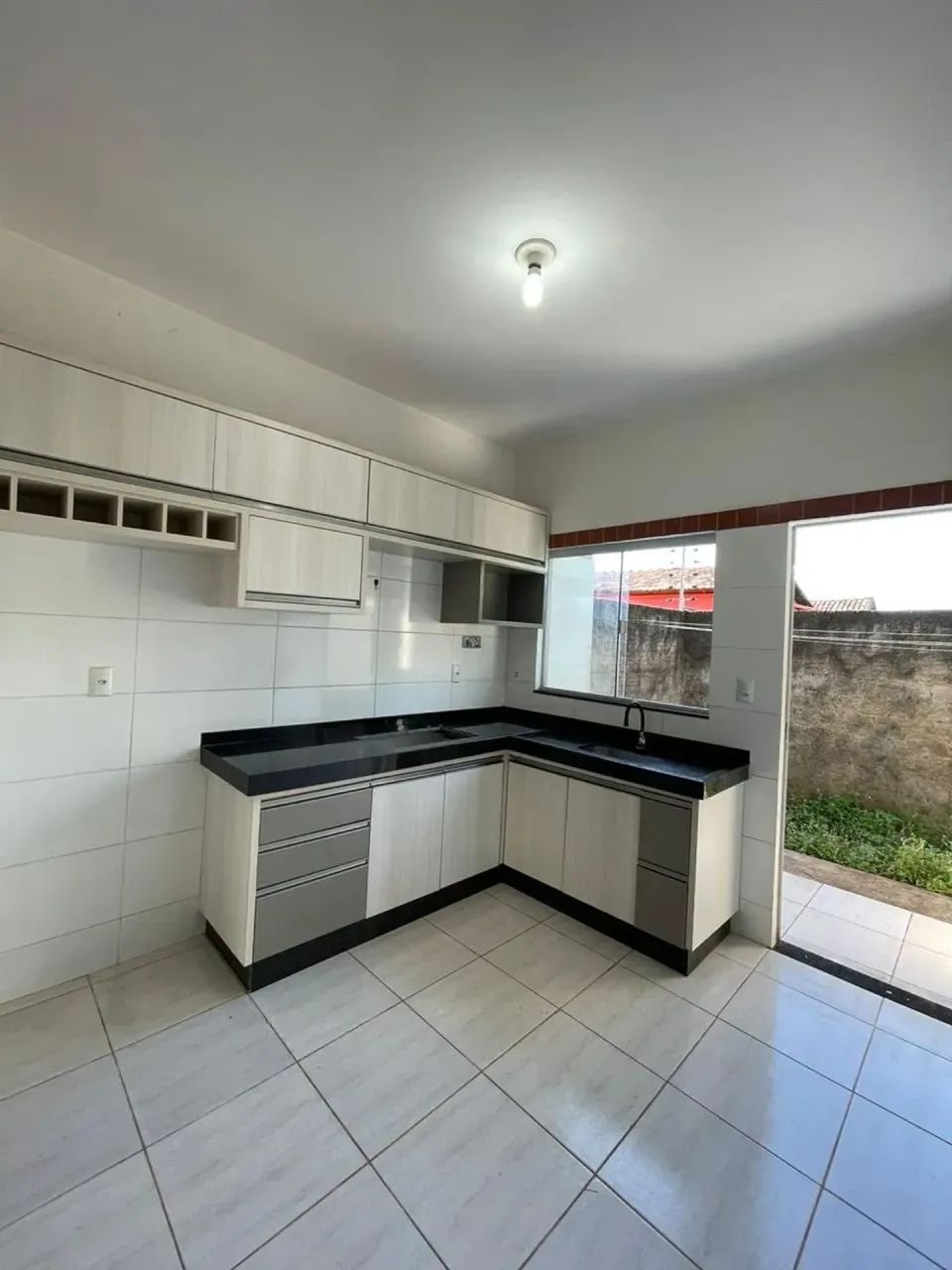 Casa em Condomínio à Venda  Aureny IV - Foto 4