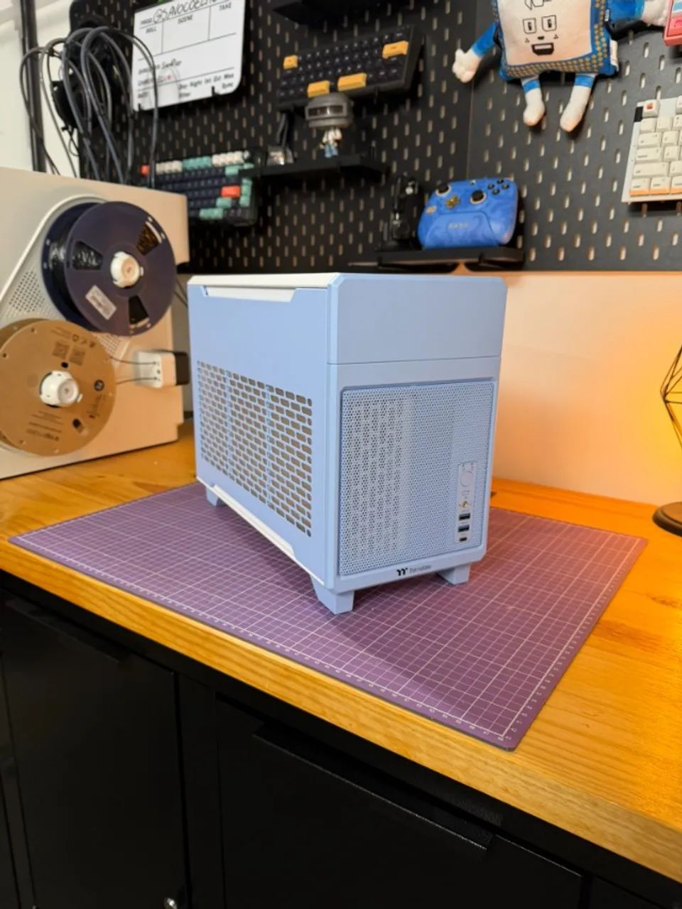 Gabinete Thermaltake TR100 Mini Tower