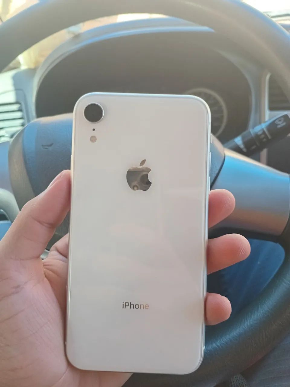 Iphone XR branco 64gb