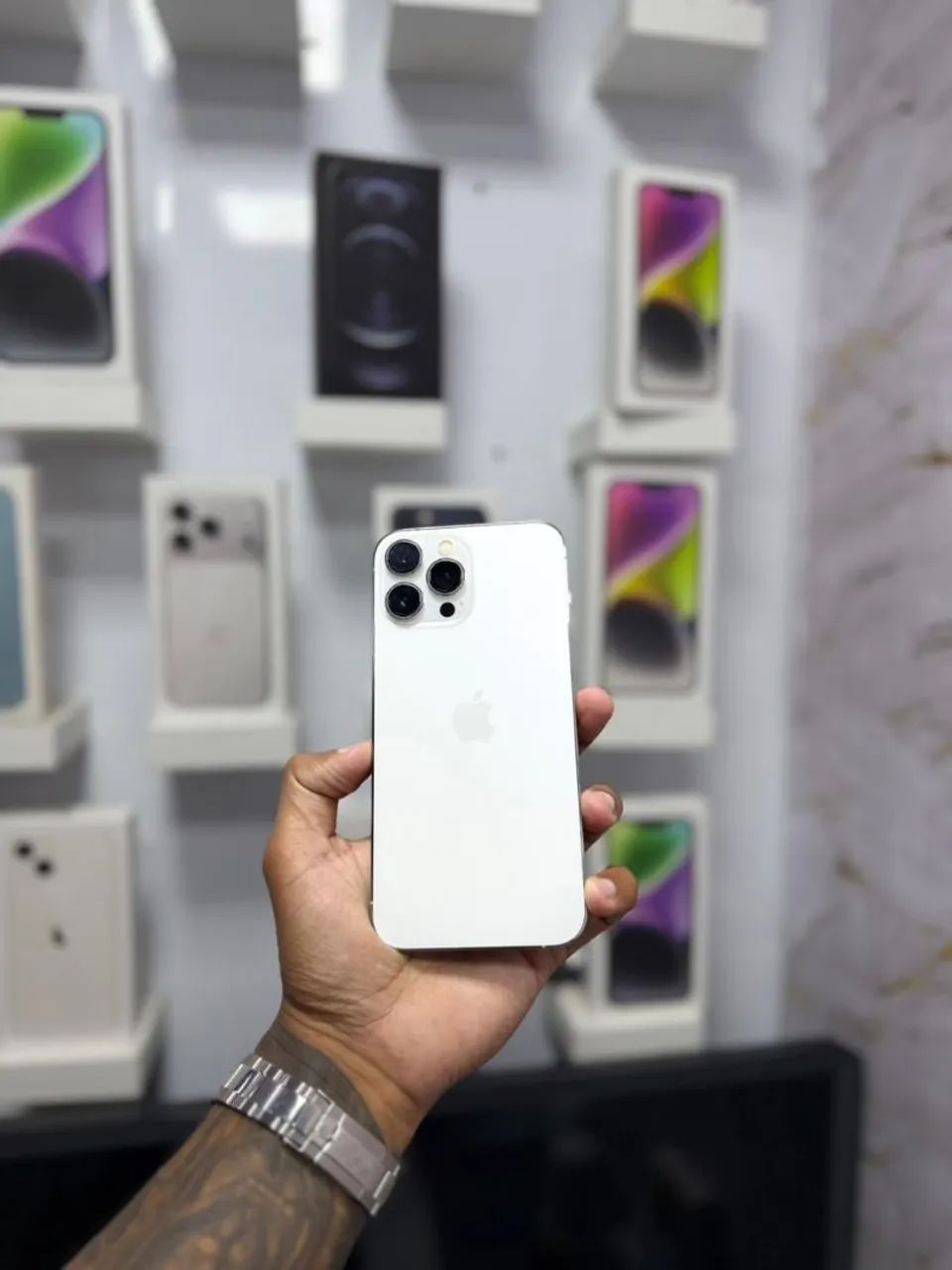 IPHONE 13 PRO MAX 128GB<br>R$ 3.299,00
