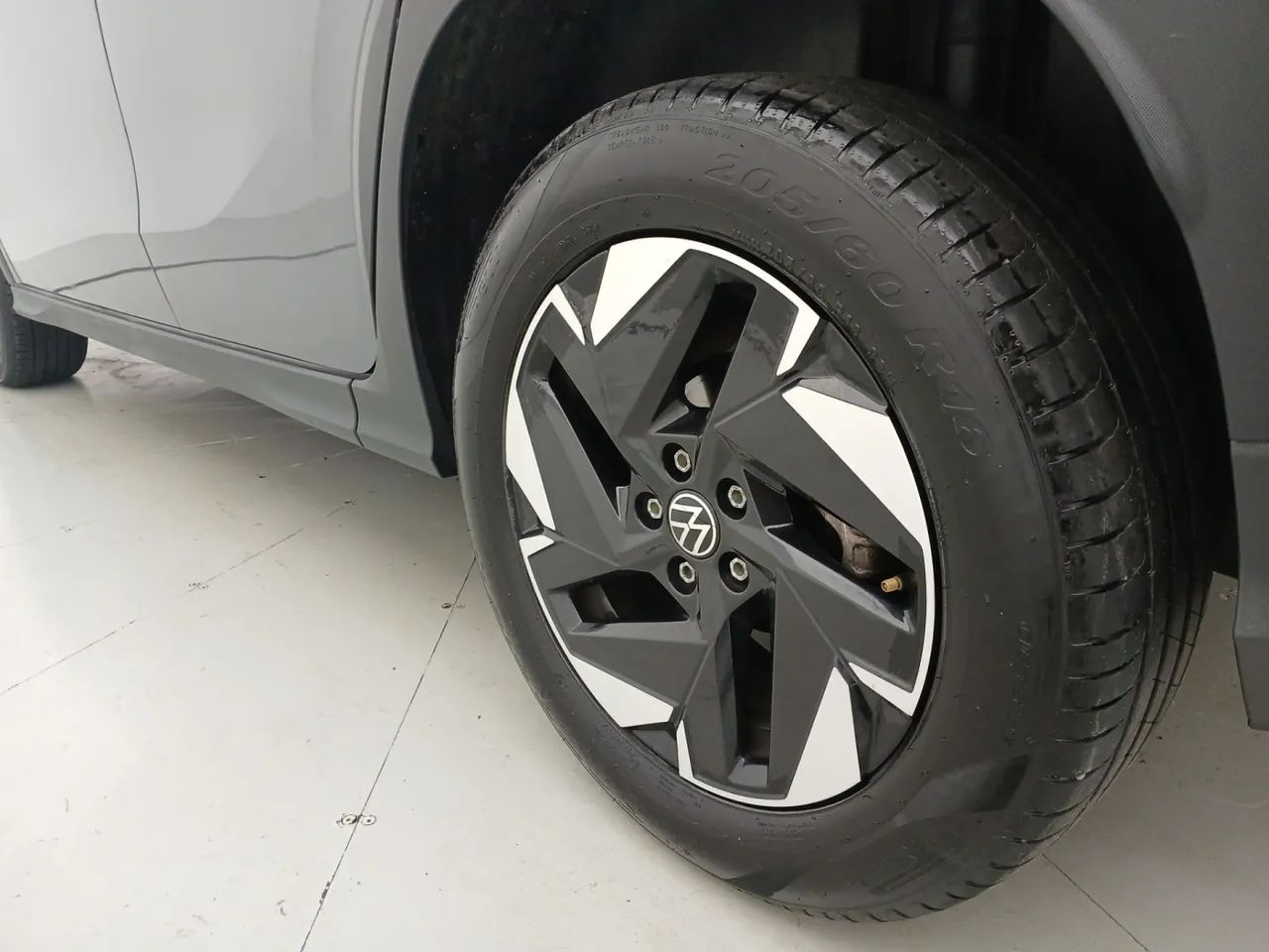 Volkswagen Tera Comfort 1.0 170 TSI Flex 12V 5p Aut, foto 12 de 18