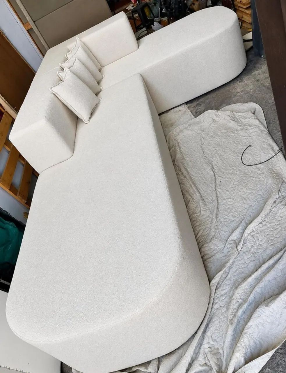 Sofá orgânico novo a partir de 850,0