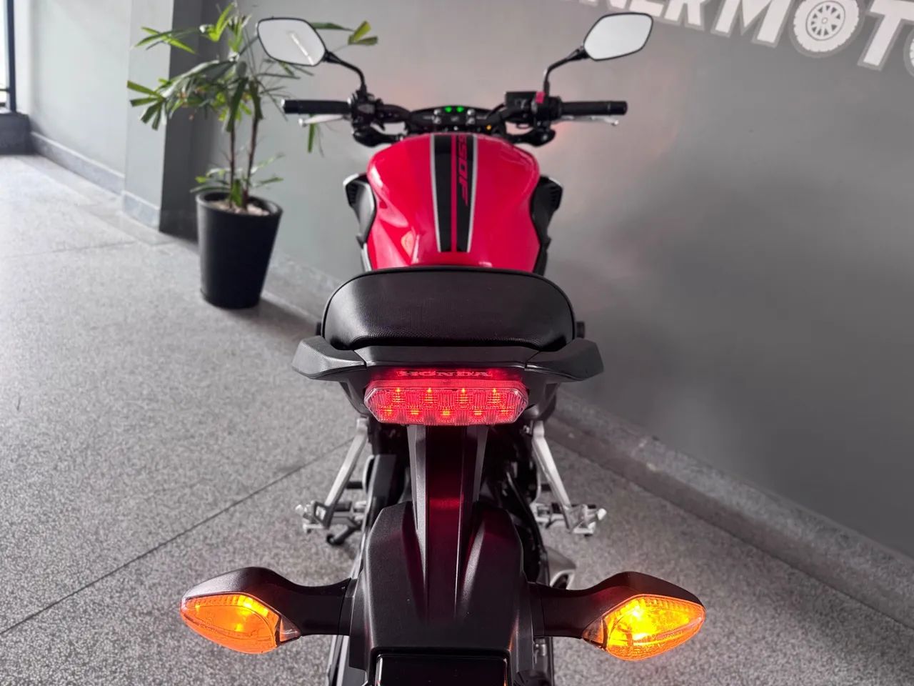 Honda CB 650F - Foto 3