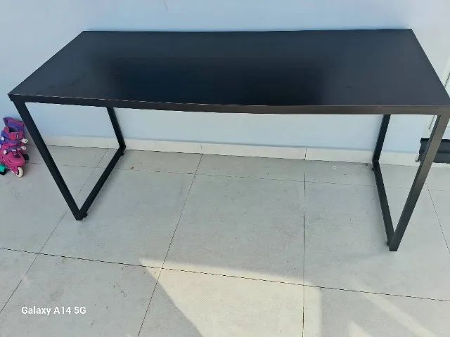Mesa de estudos. - Foto 2