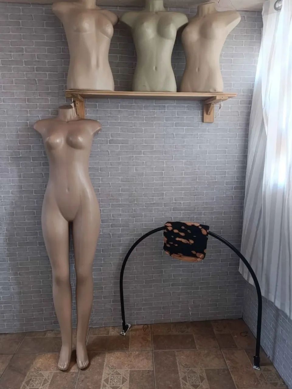 Manequins e provador 