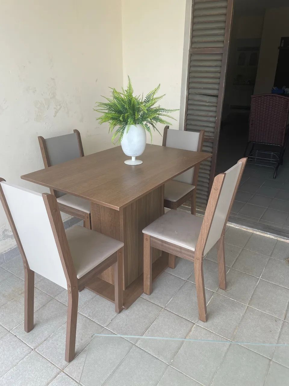 Mesa c cadeiras  - Foto 4