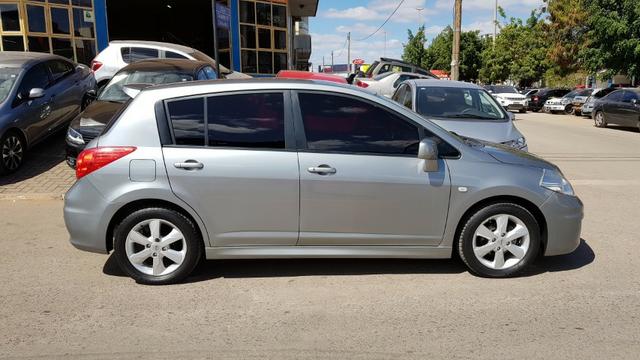Nissan Tiida SL 2011/2012