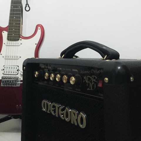 Ampliador cubo meteoro 20w
