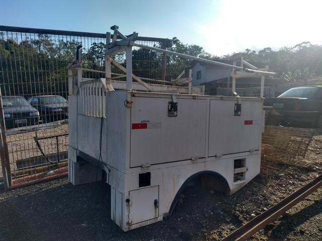 Carroceria para caminhonete manutenção energia
