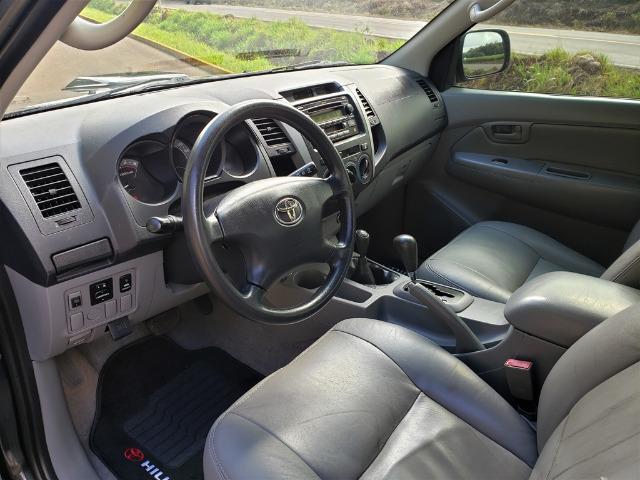 Toyota Hilux SRV 3.0D4-D - Foto 13