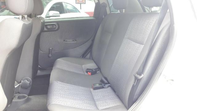 Gm - Chevrolet Corsa - Foto 14