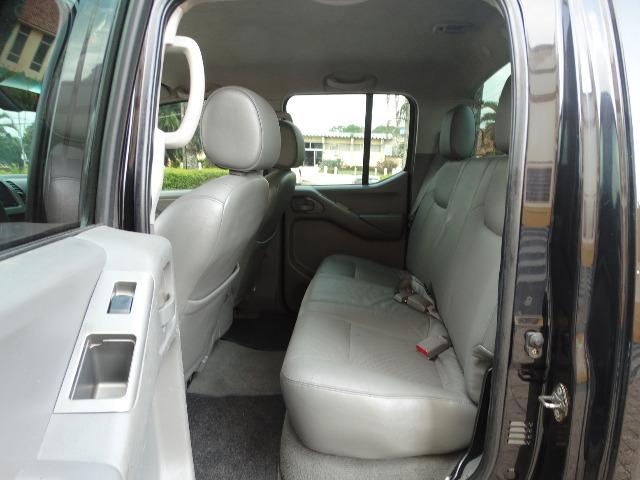 Nissan Frontier SEL_2.5TDI(171CV)_AUT._4X4_ExtrANovA_LacradAOriginaL_REvisaDA_Placa A_ - Foto 13