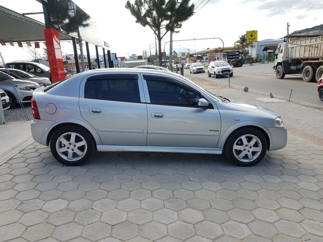 Gm Astra Hatch 2007 2.0 8v C/ GNV Legalizado rodas 16 do elite - Foto 8