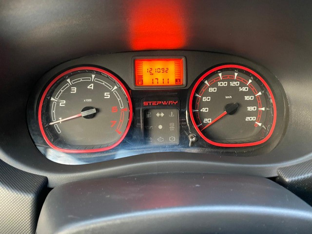 Renault Sandero Stepway 1.6 Completo 2014 - Foto 10