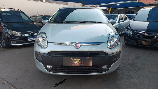 PUNTO ATRACTIVE ITALIA 1.4 FLEX 2015